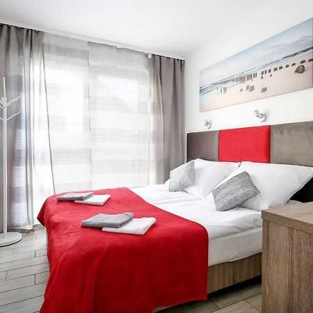 דירות מיילנו Apartament Red Mielno מראה חיצוני תמונה