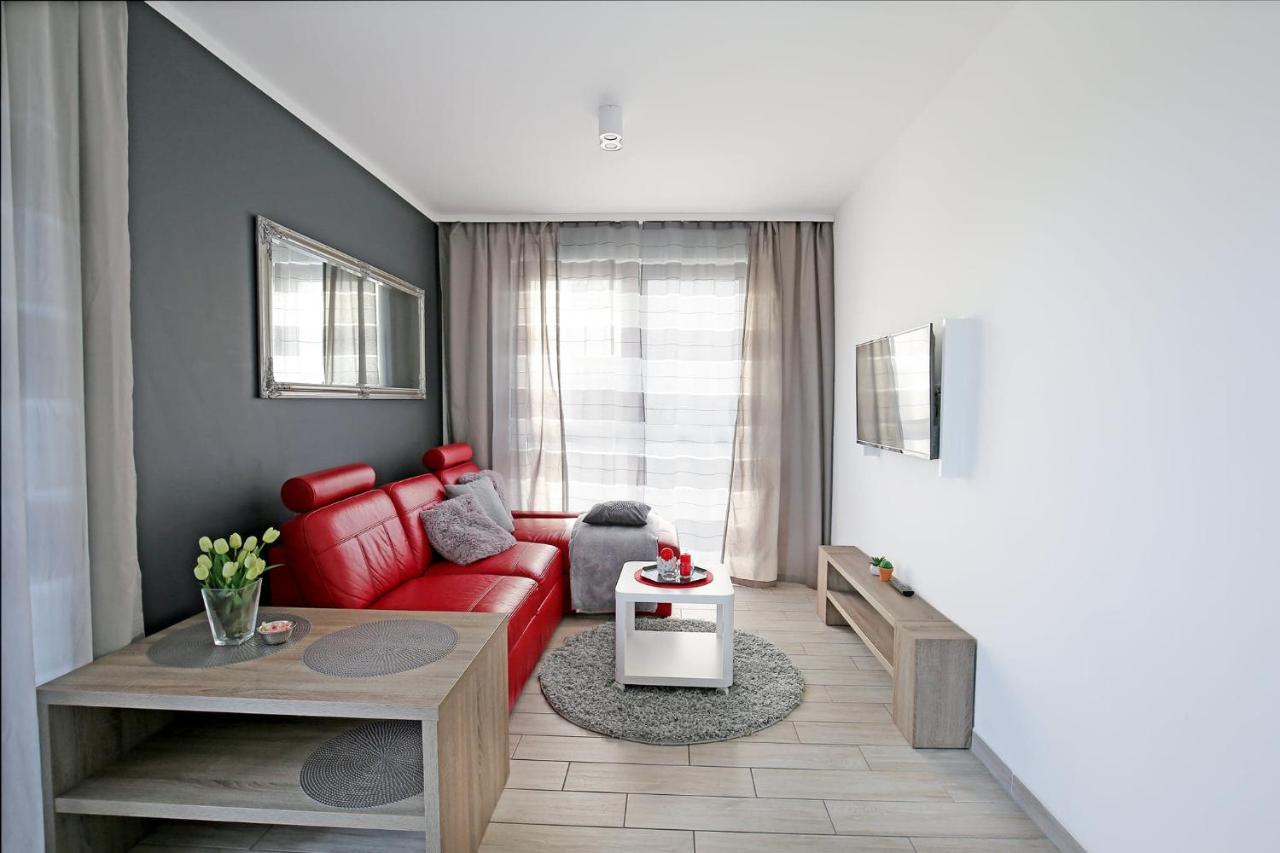 דירות מיילנו Apartament Red Mielno מראה חיצוני תמונה