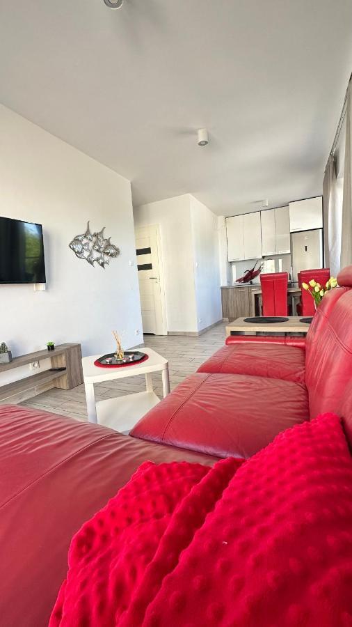 דירות מיילנו Apartament Red Mielno מראה חיצוני תמונה