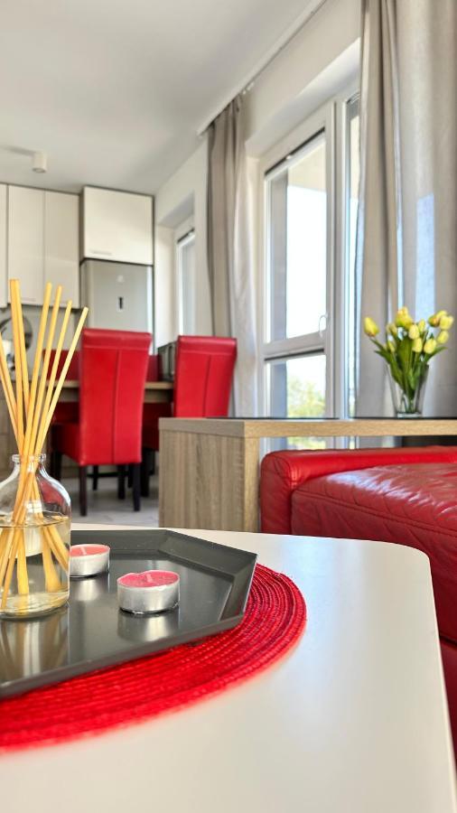 דירות מיילנו Apartament Red Mielno מראה חיצוני תמונה