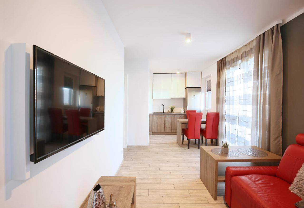 דירות מיילנו Apartament Red Mielno מראה חיצוני תמונה
